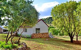 Thanda Manzi Country Hotel